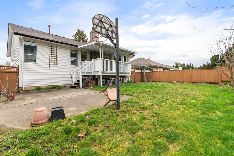 32110 Rogers Avenue, Abbotsford, V2T 5B7 | Image 3