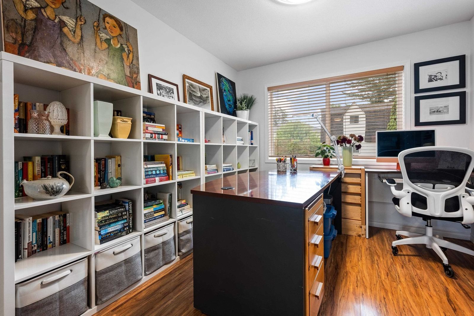 Listing Image 9