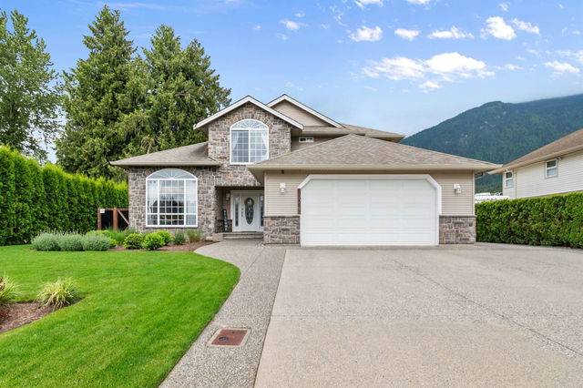 10004 Parkwood Drive