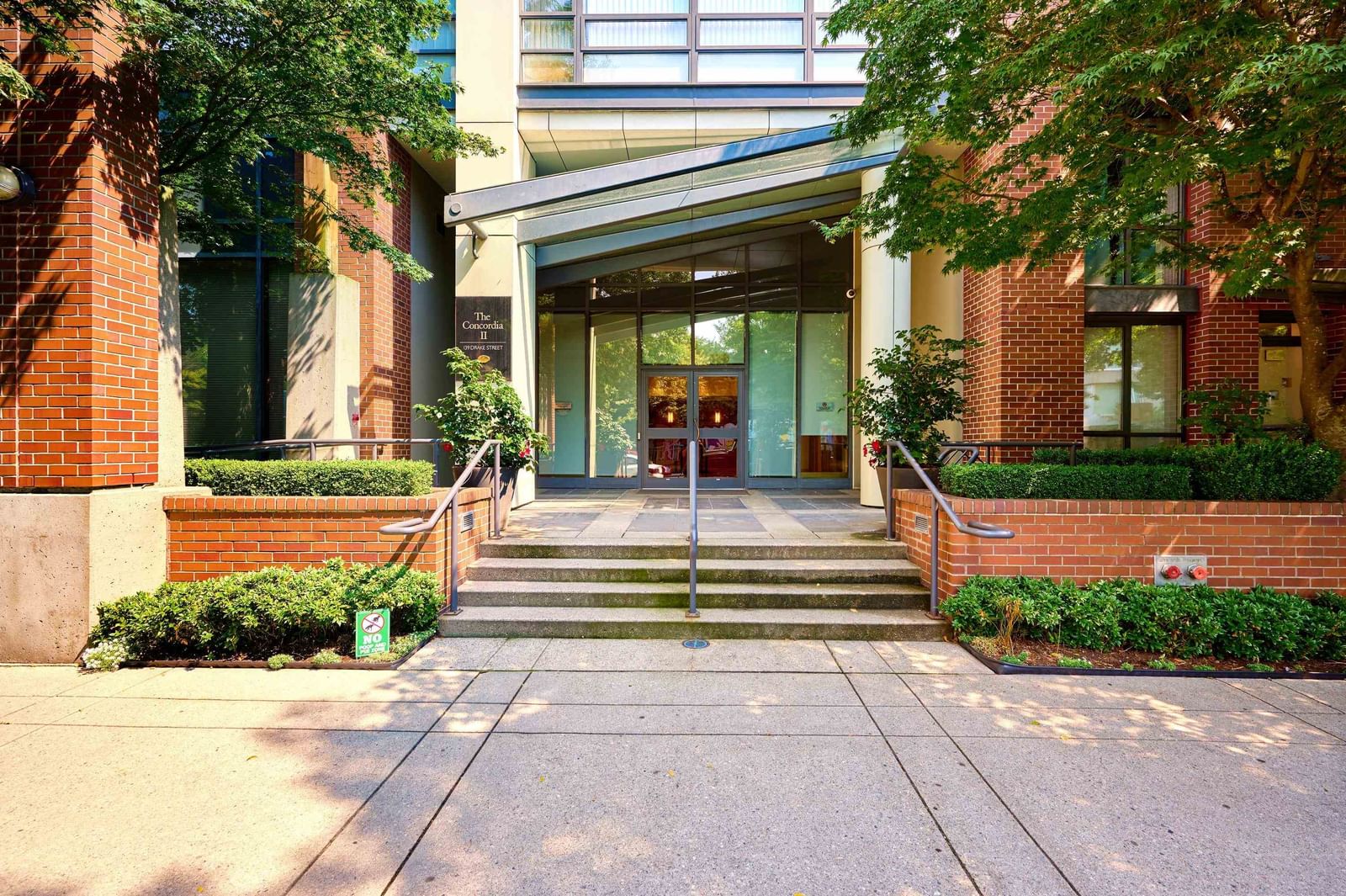 Listing Image 23