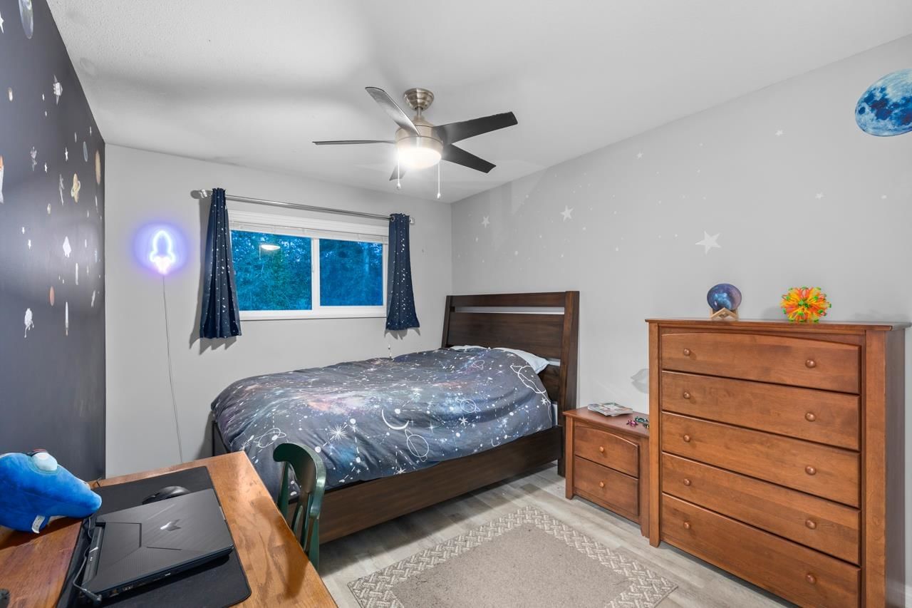 Listing Image 27