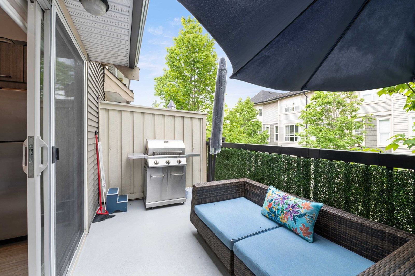 Listing Image 17