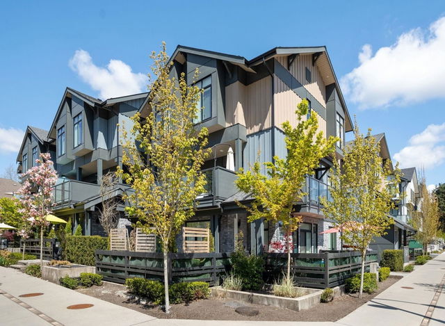 207 - 7131 17th Avenue