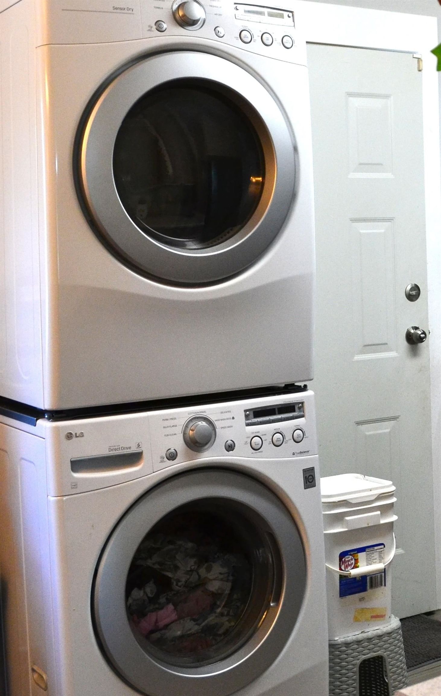 Listing Image 8