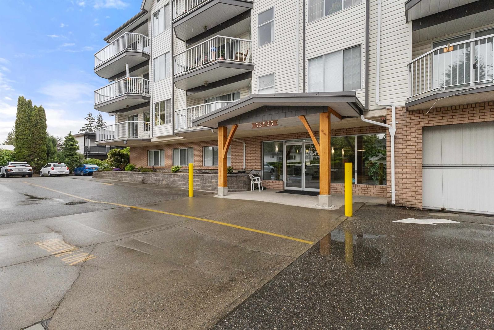 Listing Image 38
