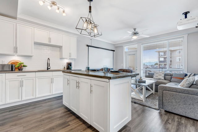 203 - 45761 Stevenson Road