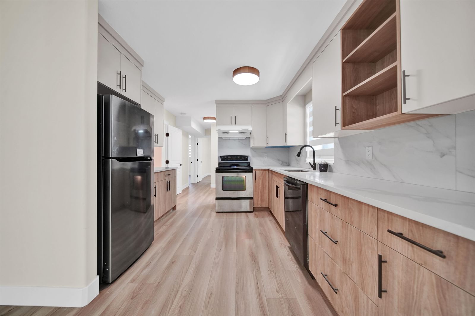 Listing Image 37