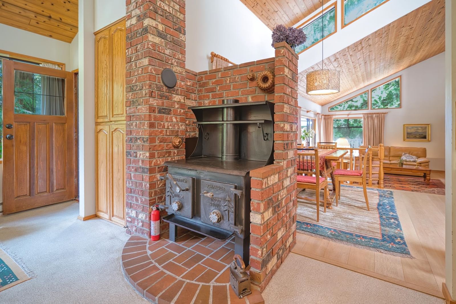 Listing Image 20