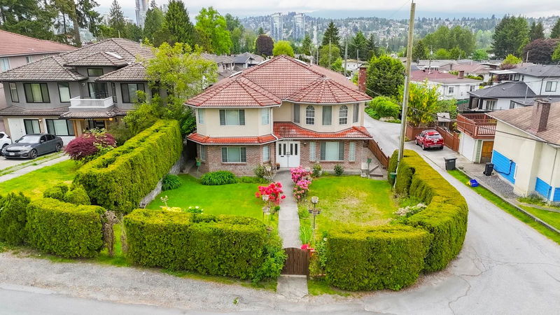 5655 Laurel Street, Burnaby, British Columbia