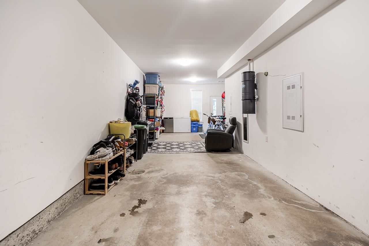 Listing Image 30