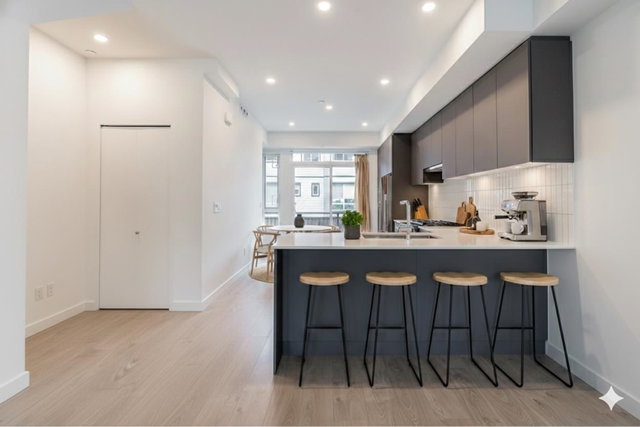 19 - 4408 Cormorant Way