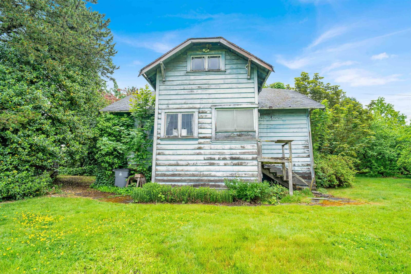 Listing photo 3