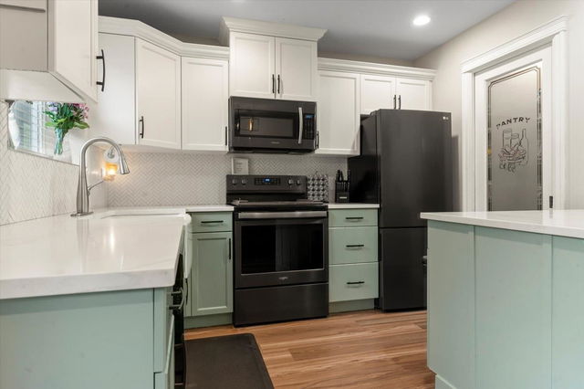 41 - 46778 Hudson Road