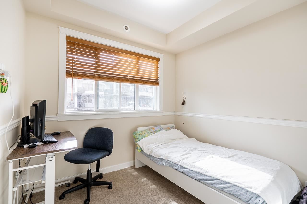 Listing Image 22