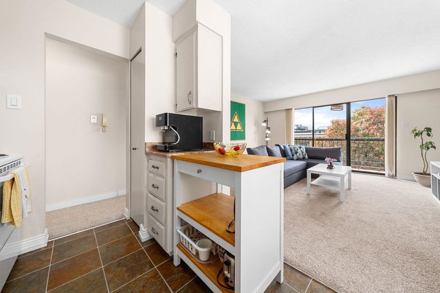 8 - 137 5th Street
