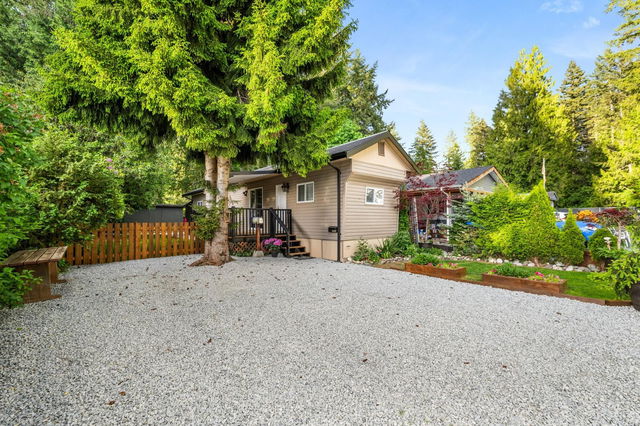 33 - 23325 Calvin Crescent