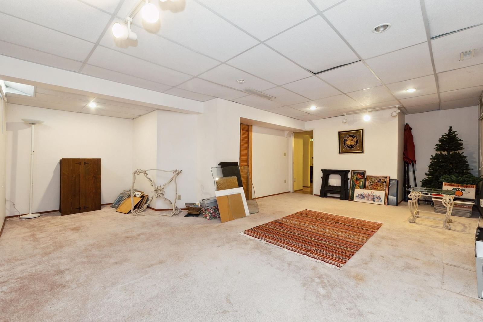Listing Image 27