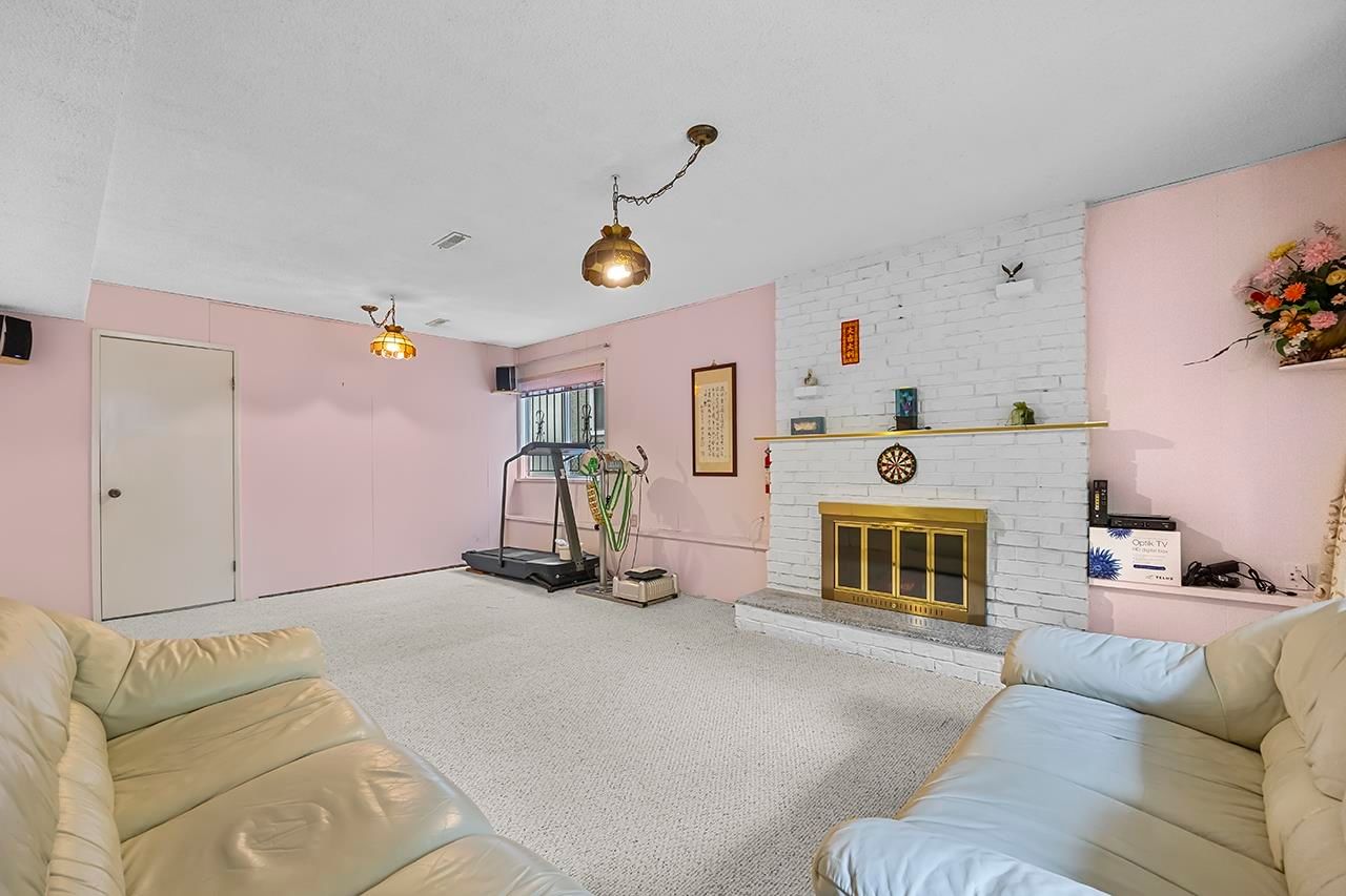 Listing Image 20