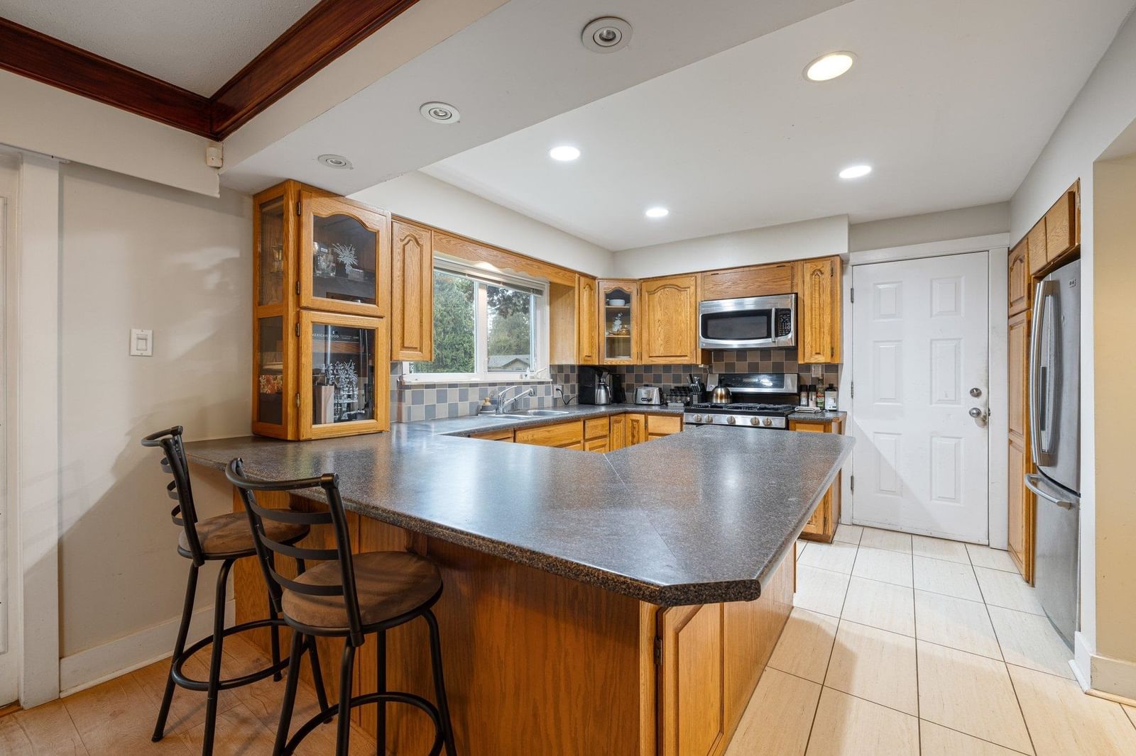 Listing Image 8