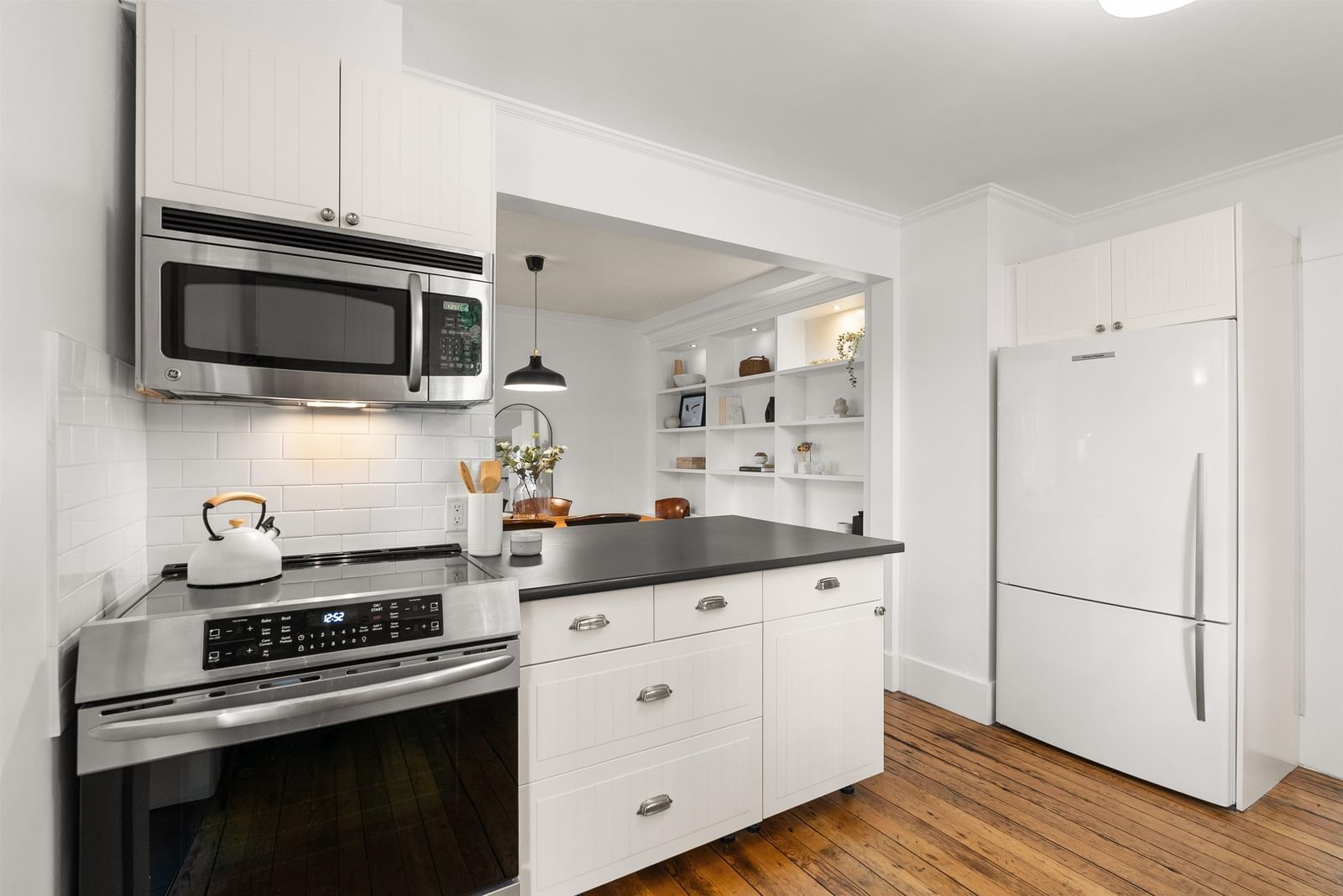 Listing Image 18