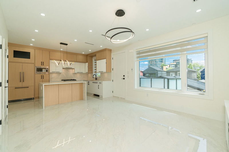 Image of home for listing MLS® R3004375