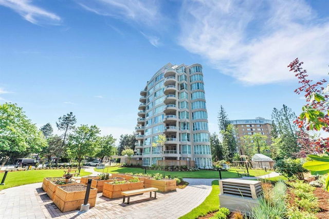 903 - 995 Roche Point Drive