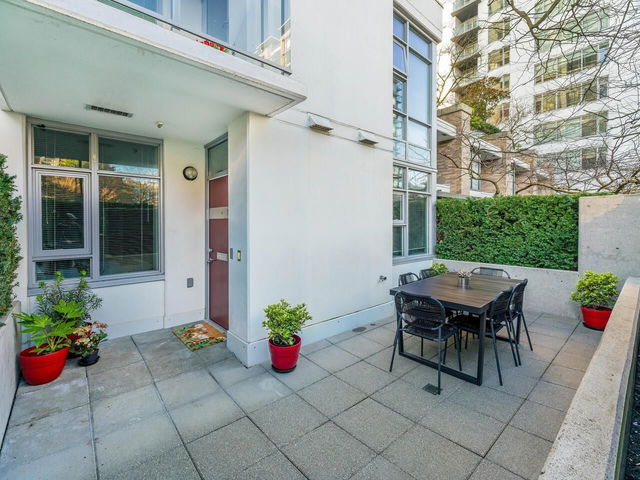 1303 Civic Place Mews