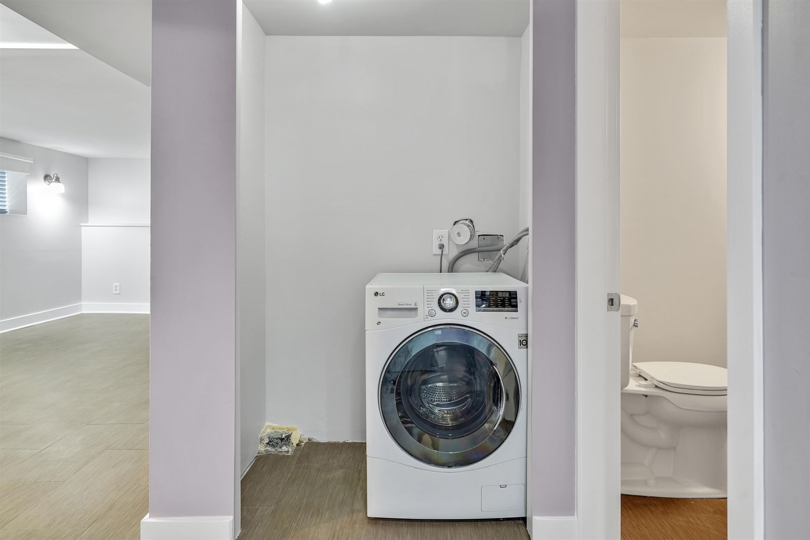Listing Image 16