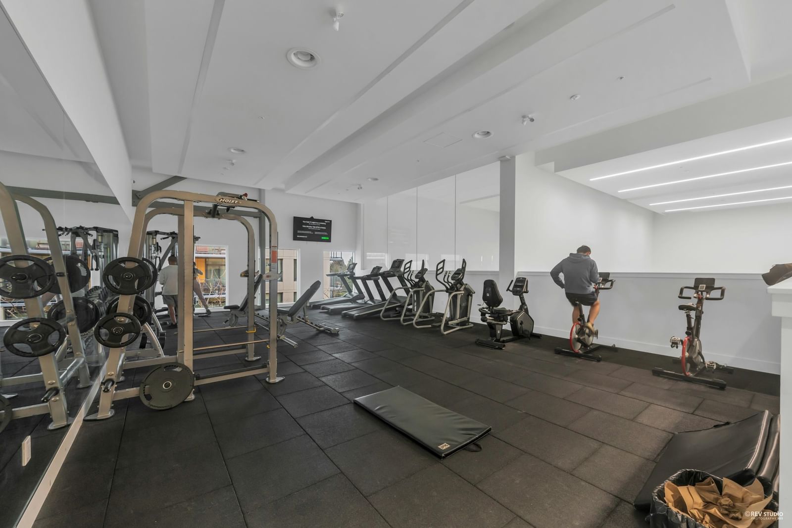 Listing Image 27