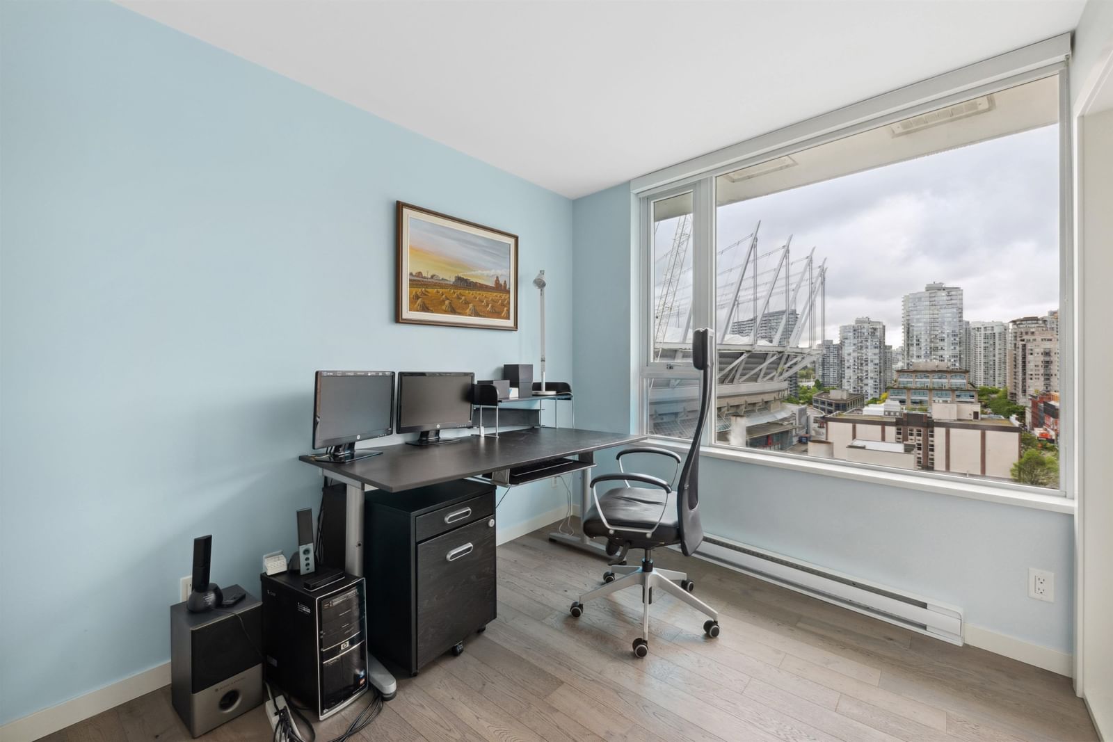 Listing Image 13