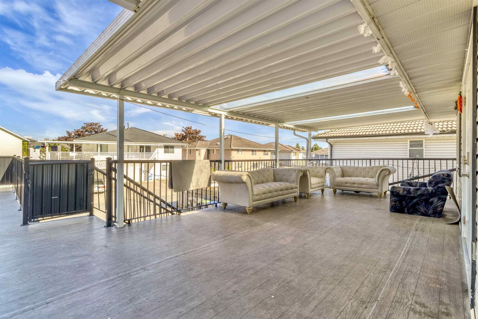 Listing Image 14