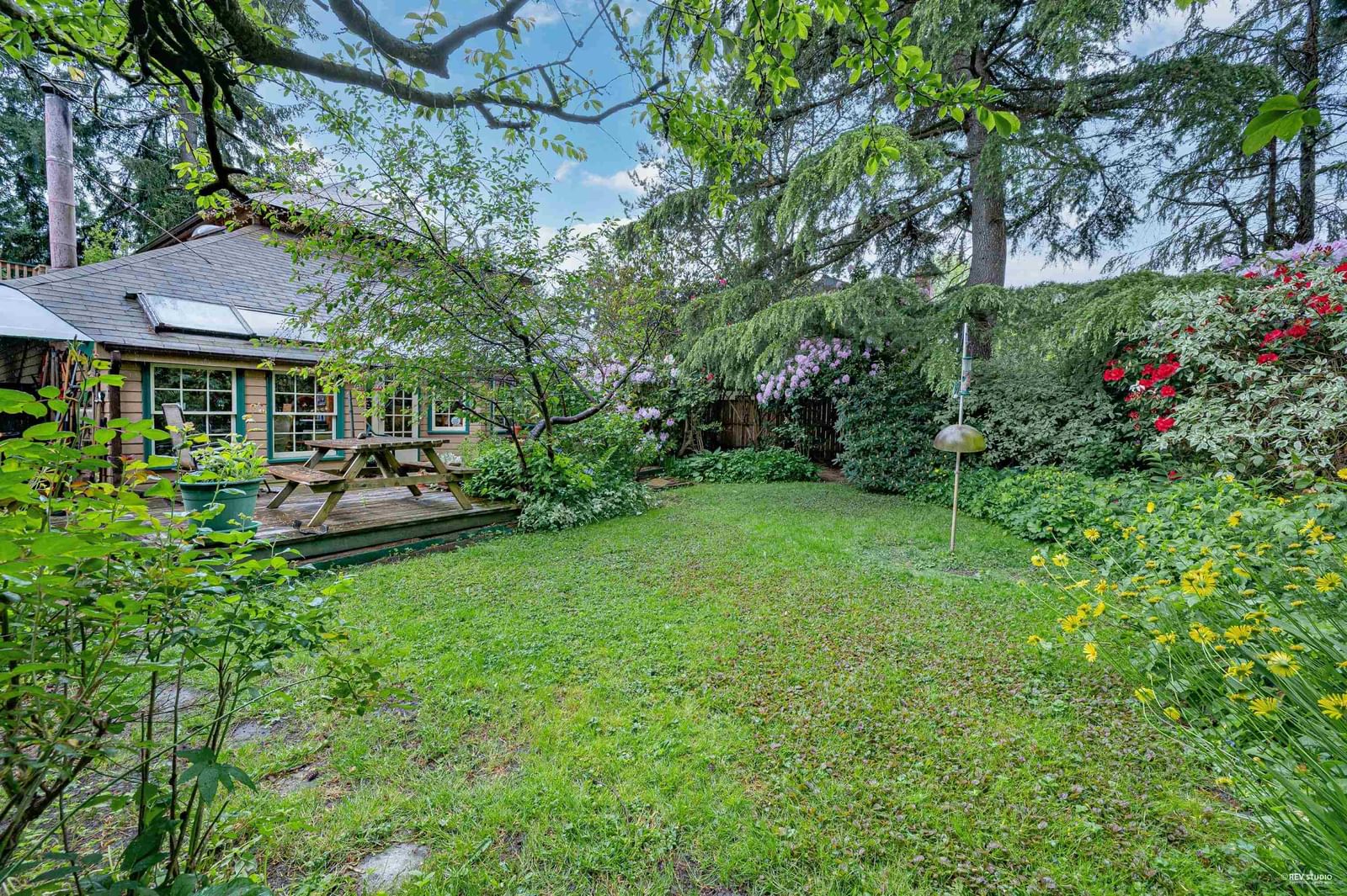 Listing Image 10