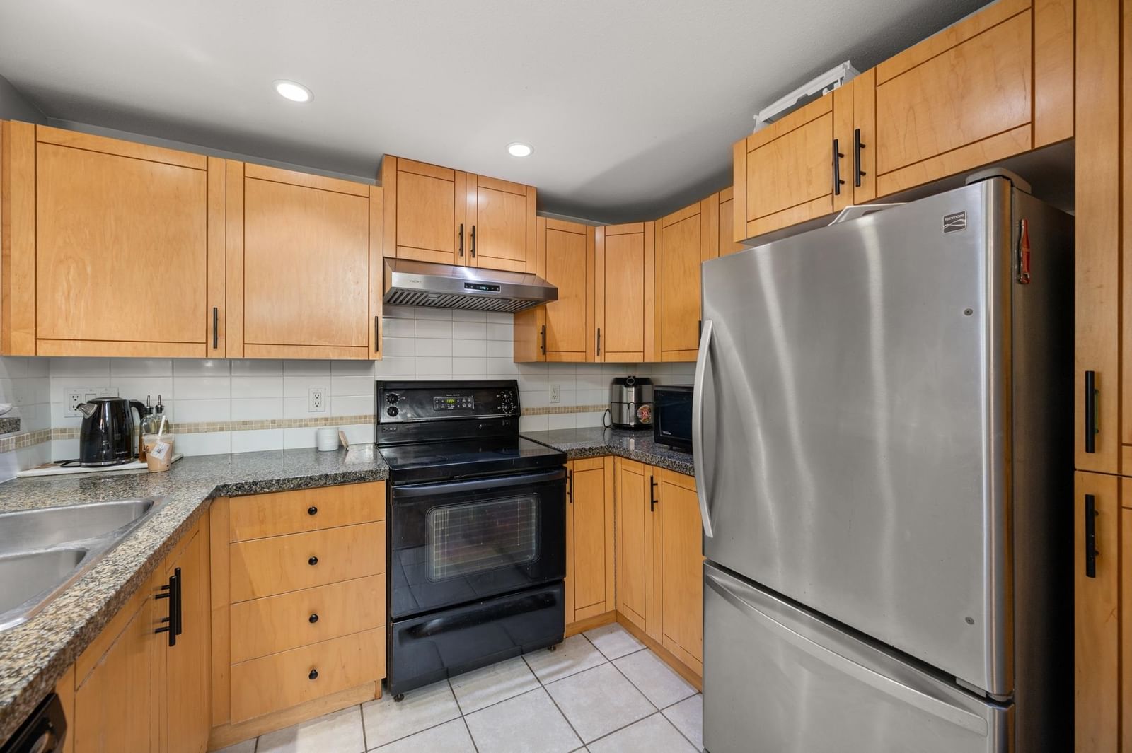 Listing Image 13