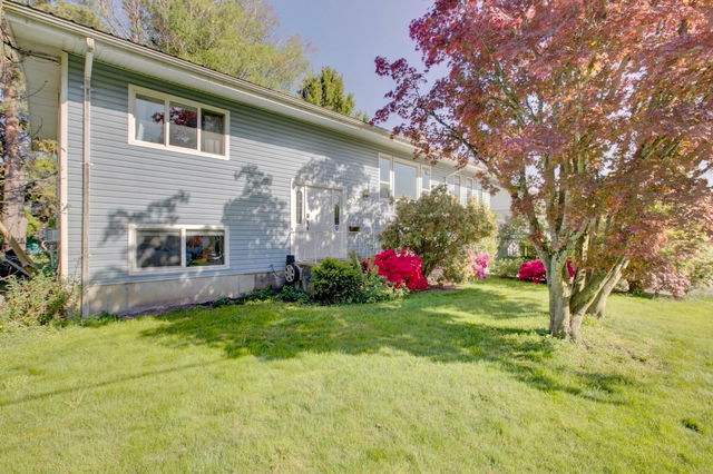 8505 Howard Crescent