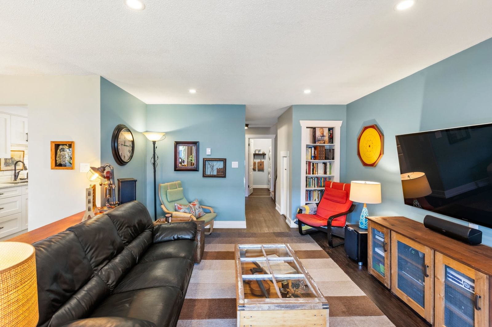 Listing Image 15