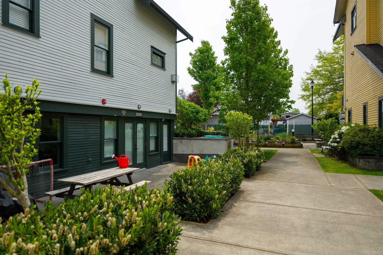 Listing Image 23