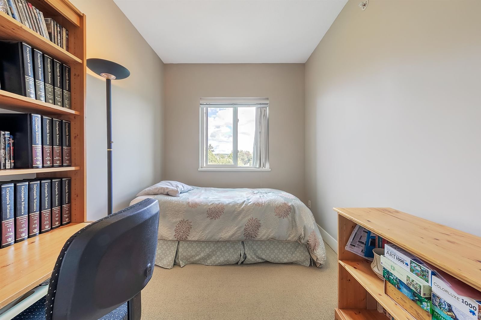 Listing Image 16