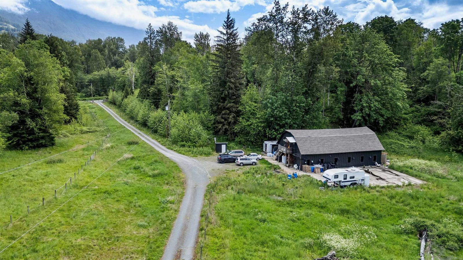 Listing Image 8