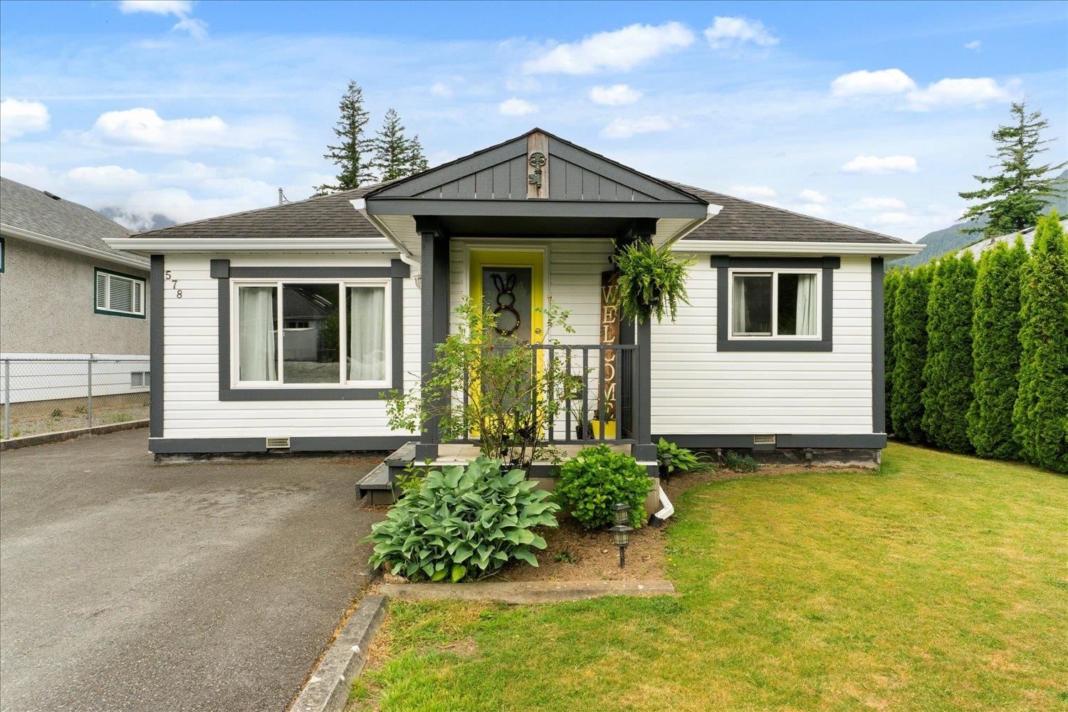 Listing Image 1