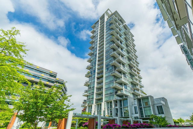 2402 - 258 Nelson's Court