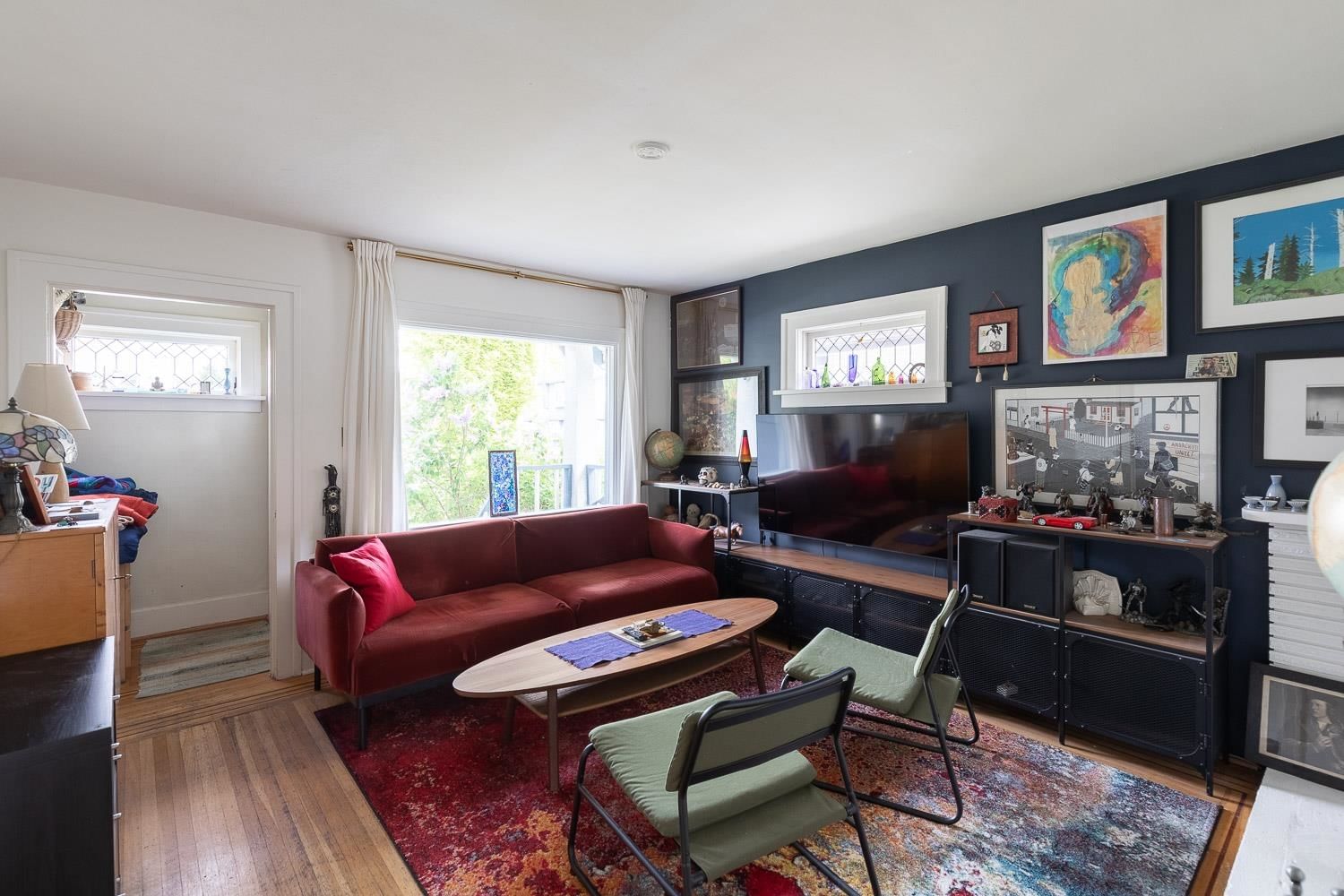 Listing Image 5