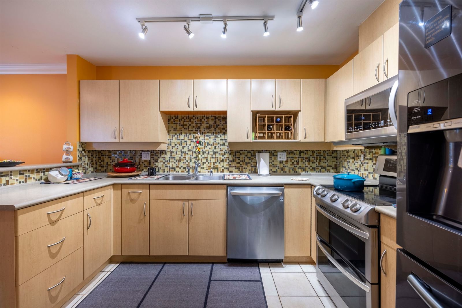 Listing Image 13