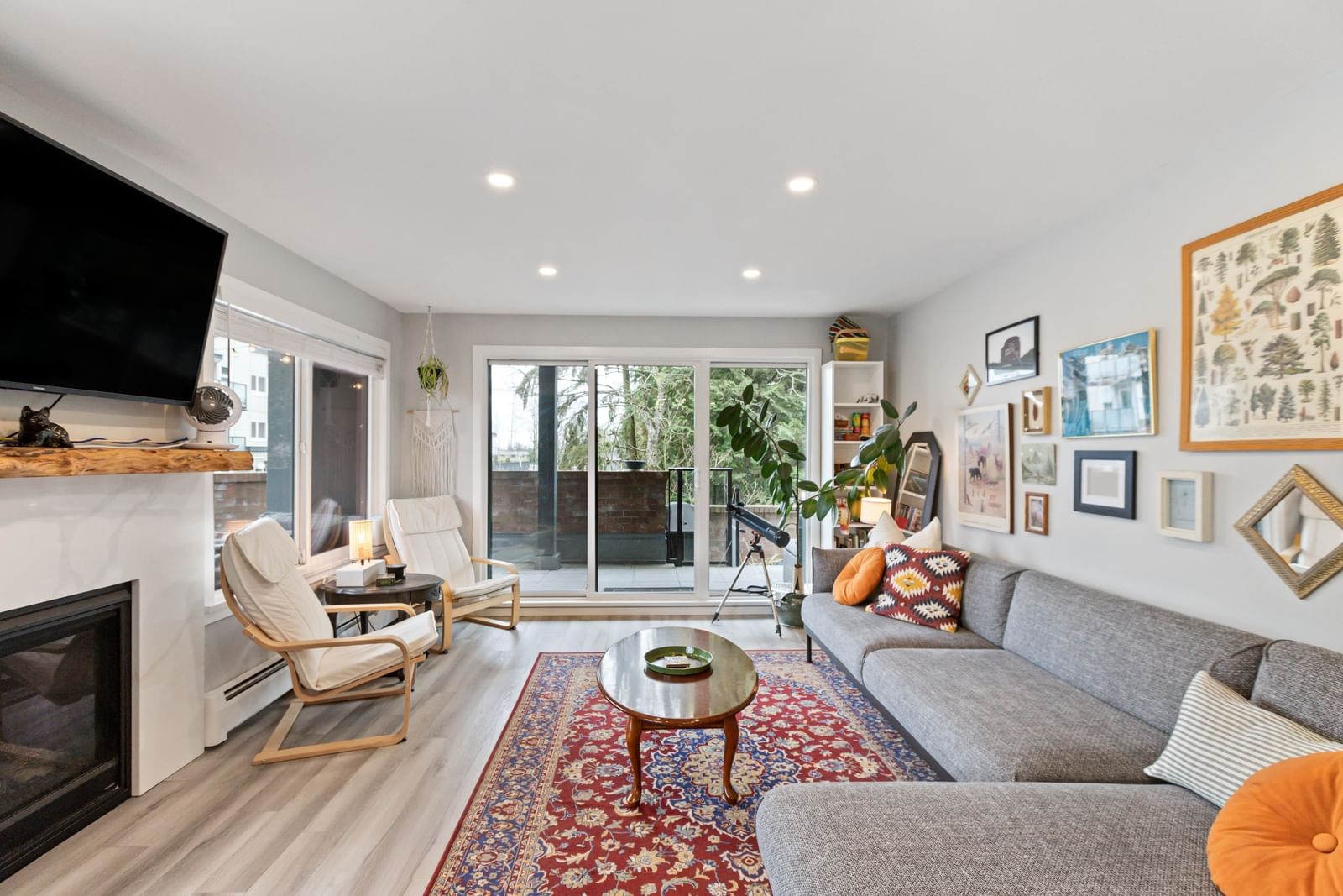 Listing Image 16