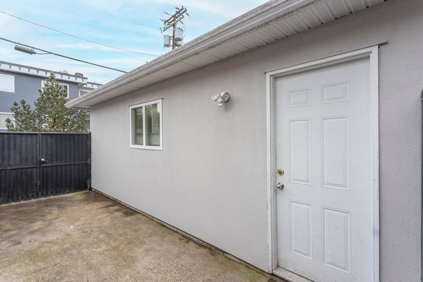 Listing Image 29