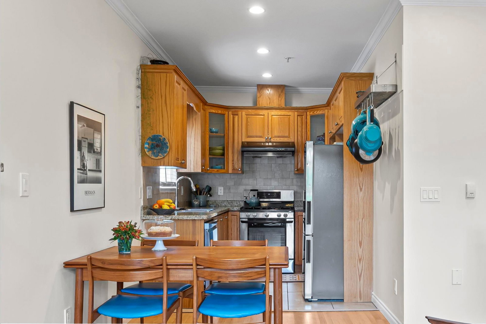 Listing Image 9