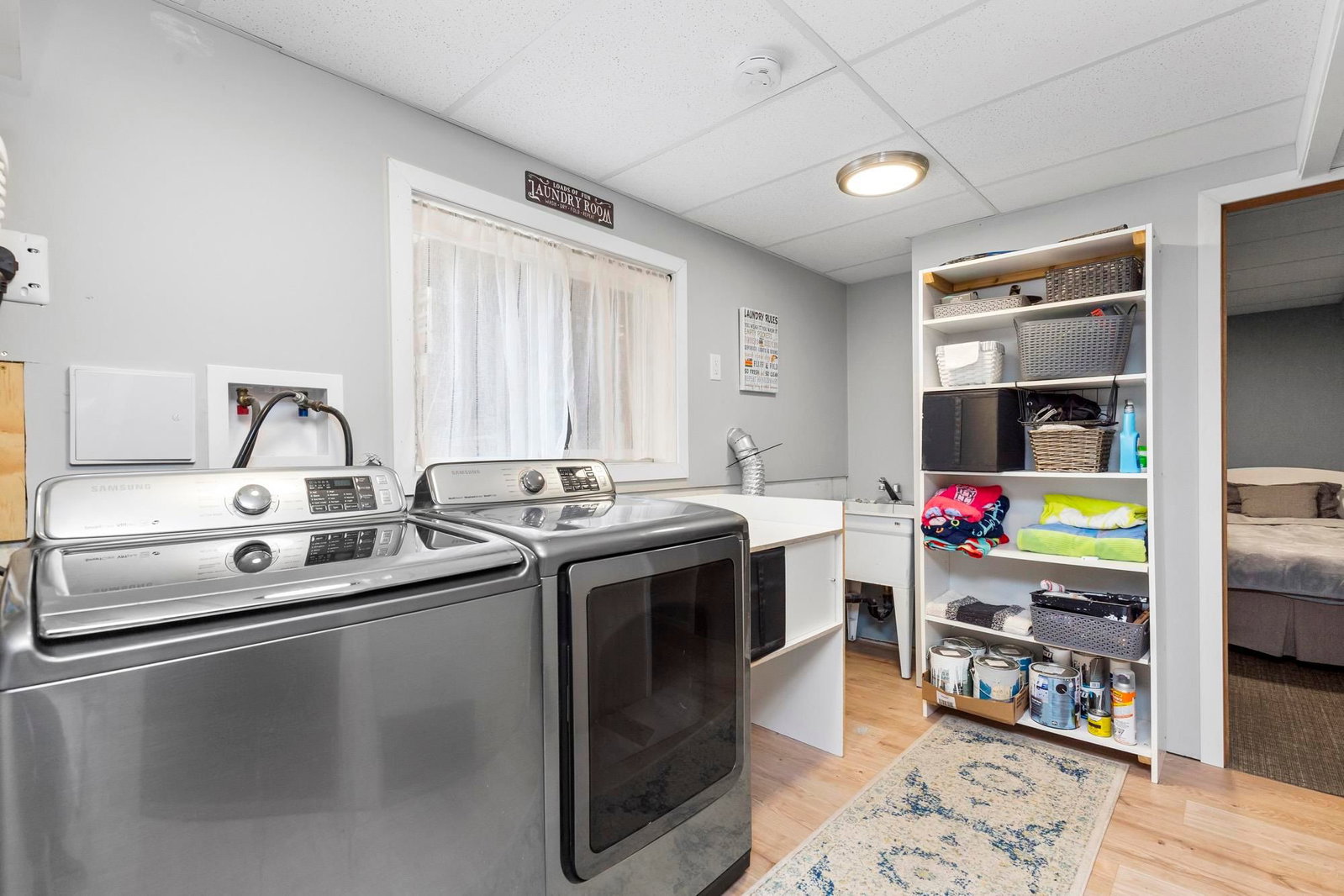 Listing Image 22