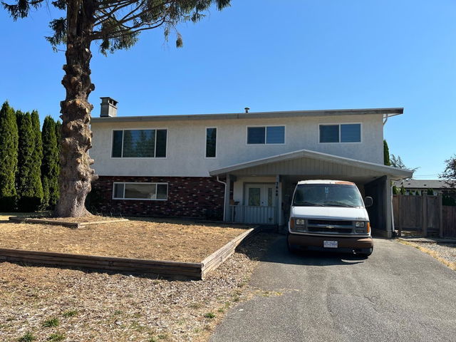 7668 Woodcock Crescent