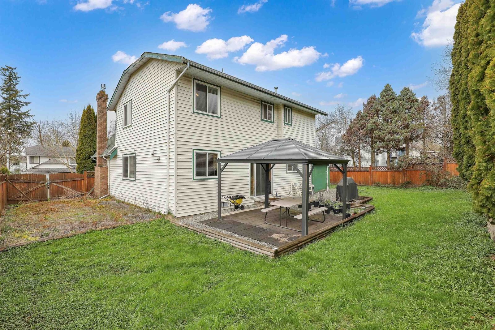 Listing Image 17