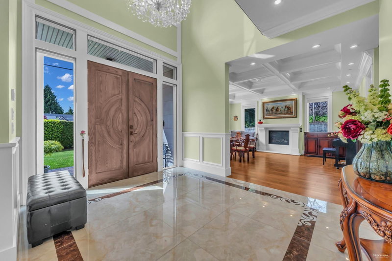 1835 Mathers Avenue, West Vancouver, V7V 2G6 | Image 2