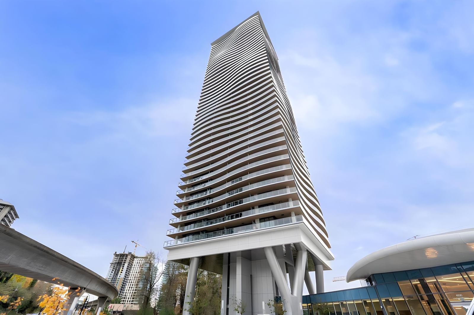 Listing Image 9